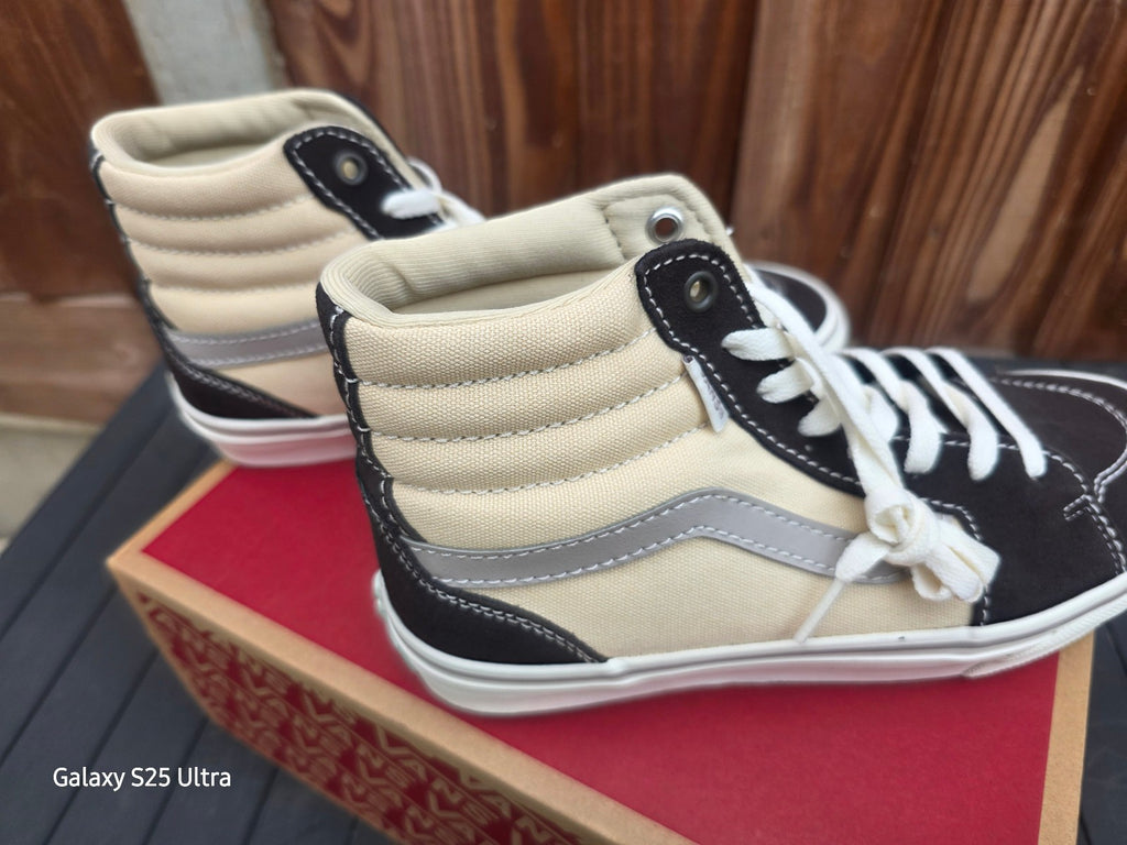 New Vans Filmore Ladies Hi Top Boots - Size UK6 EU 39
