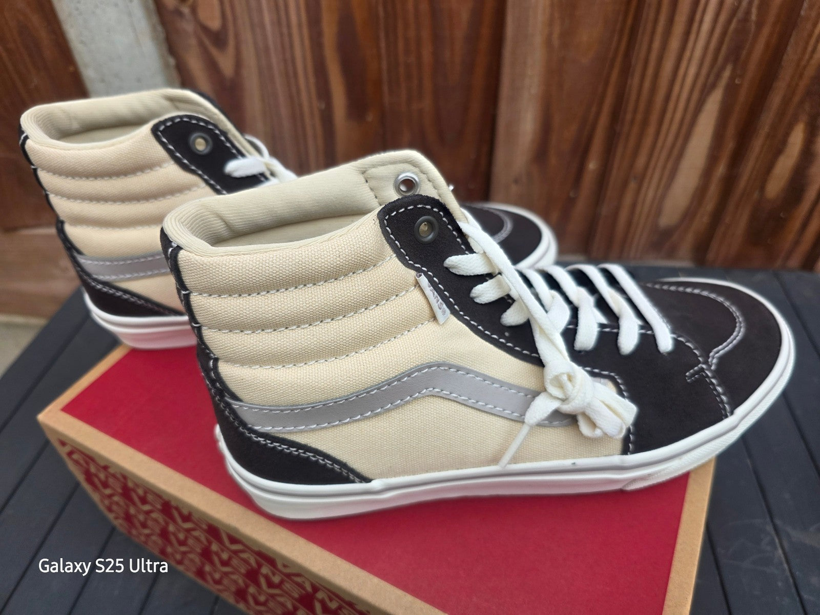 New Vans Filmore Ladies Hi Top Boots - Size UK6 EU 39