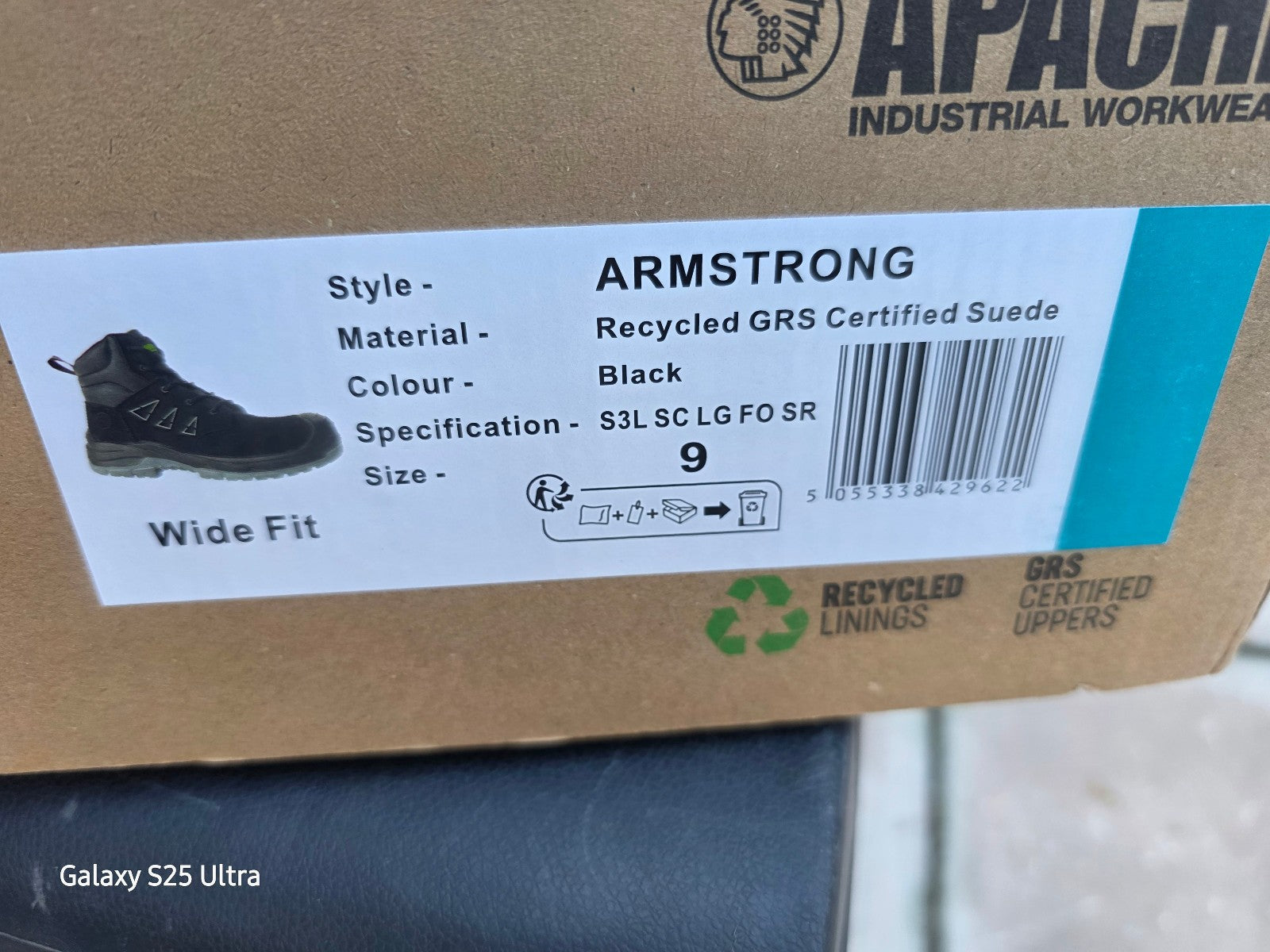 Apache Mens Armstrong Safety Boot 100% Non Metallic - Sizes 9 or 10