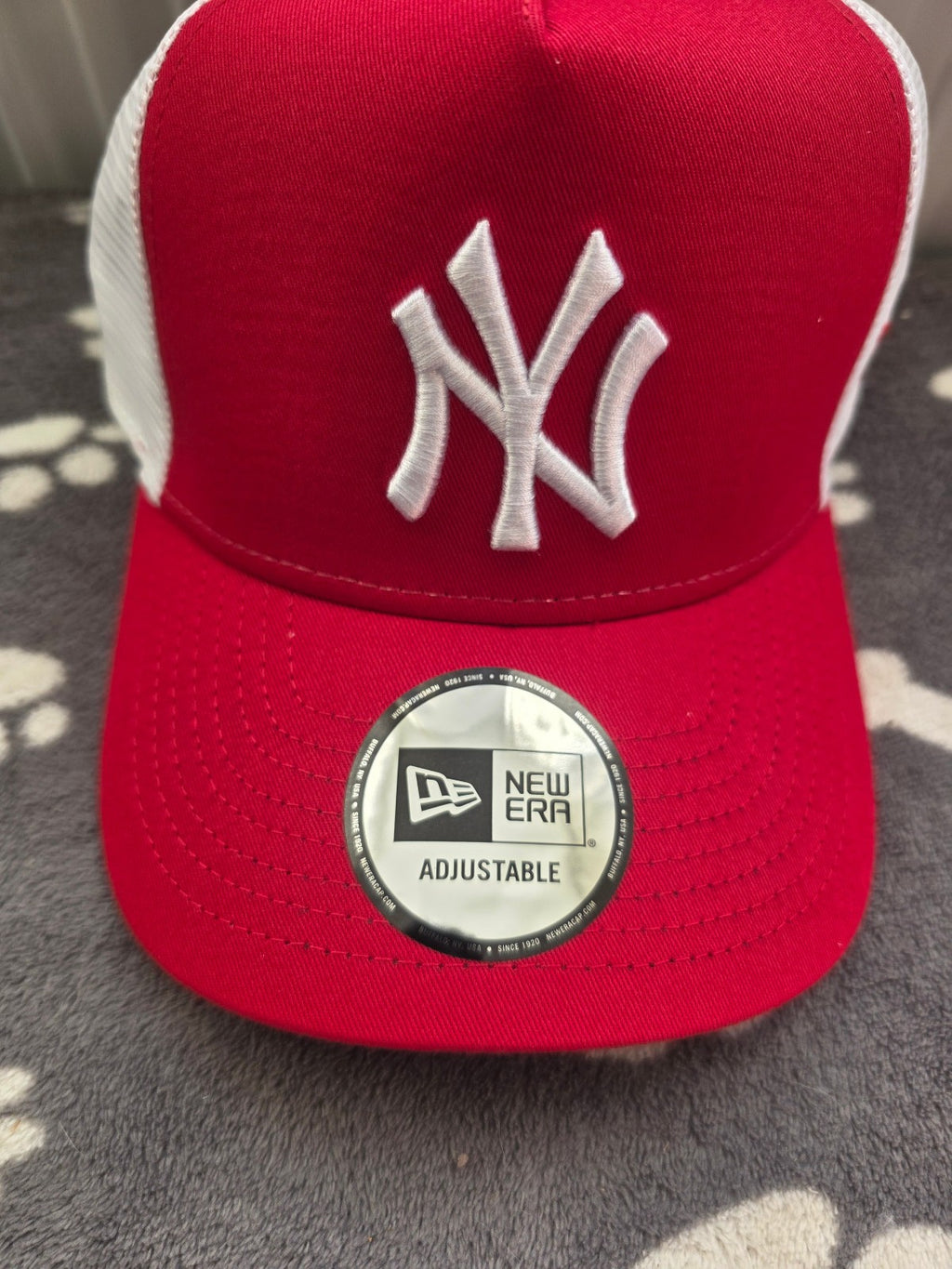 New Era Men's Snapback Trucker Cap ~ New York Yankees red/white